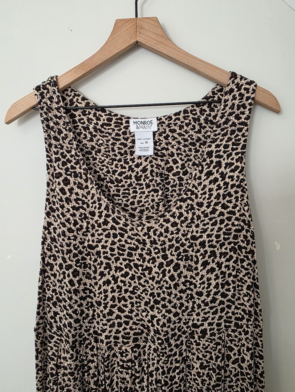 Monroe & Main sleeveless maxi dress leopard print 1X - Picture 3 of 9